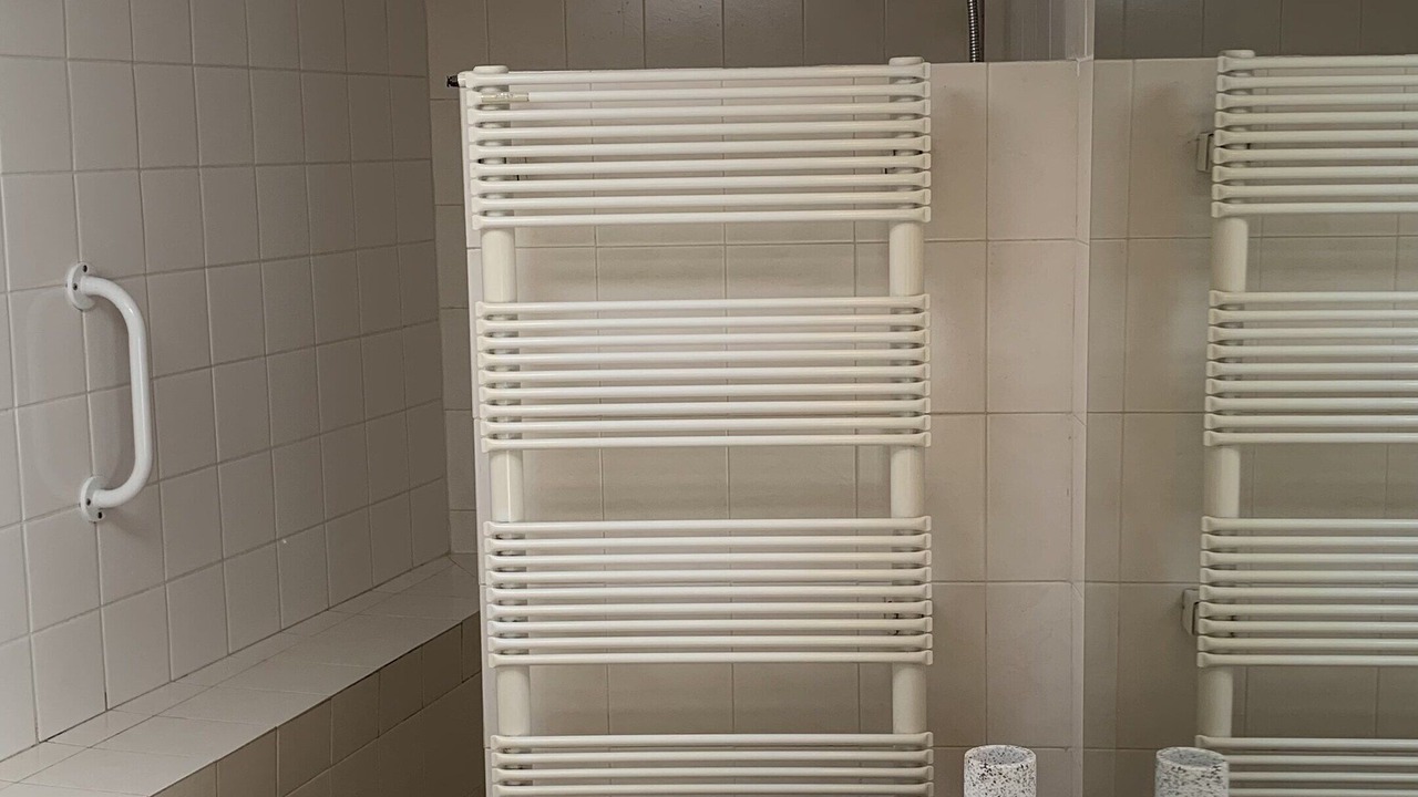 Photo of Bathroom in La Roque-Gageac