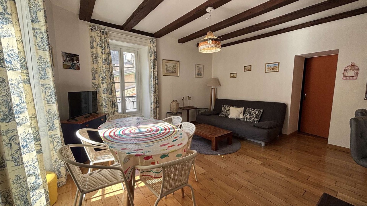 Photo of Livingroom in La Rochelle City Centre