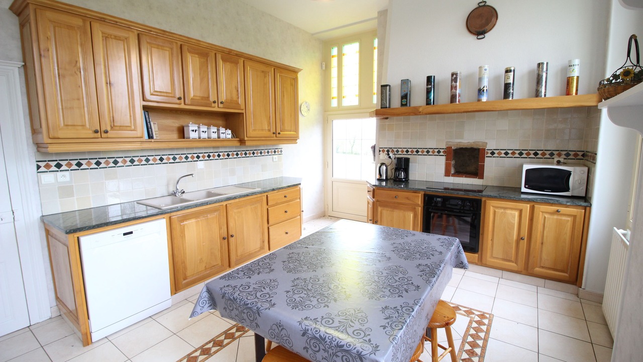 Photo of Kitchen in Pamproux