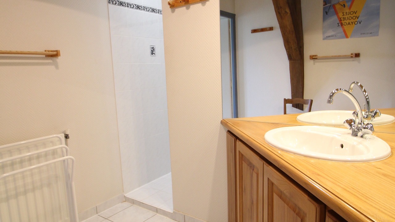 Photo of Bathroom in Pamproux