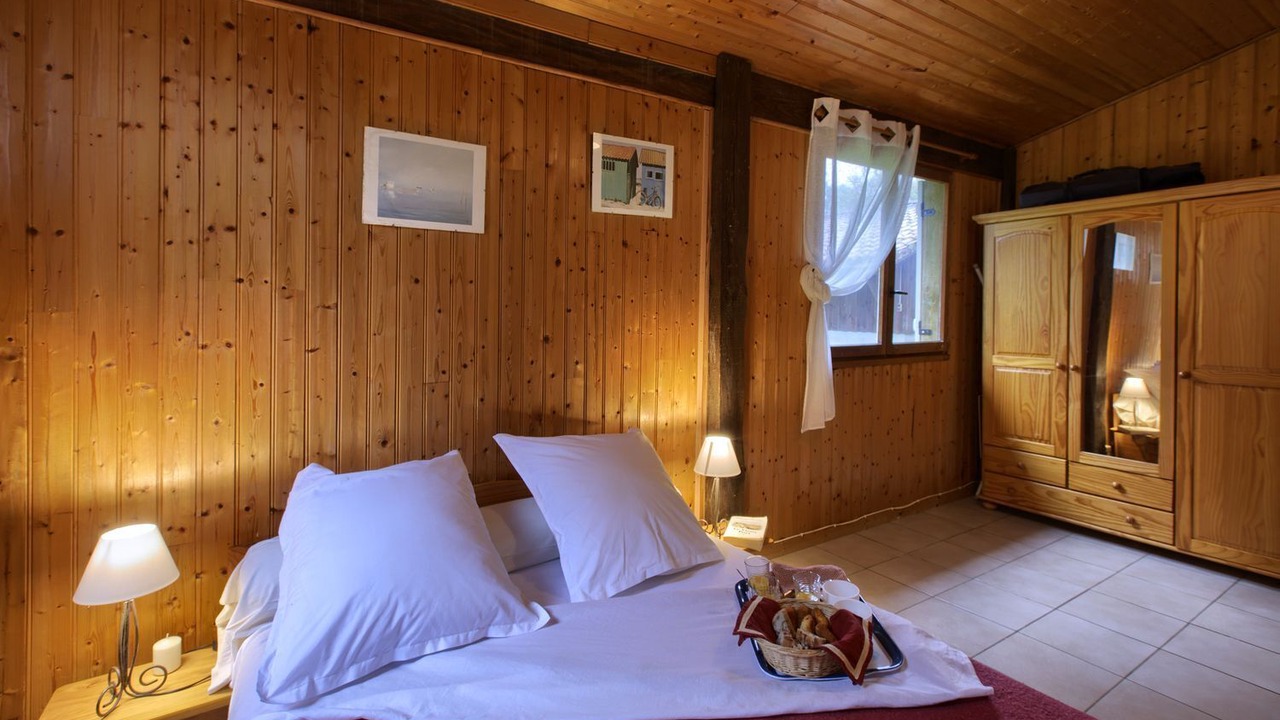 Photo of Bedroom in Mios