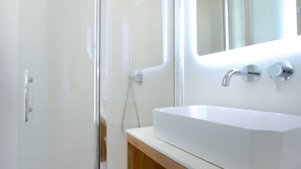 Photo of Bathroom in Hotel de Ville - Quinconces