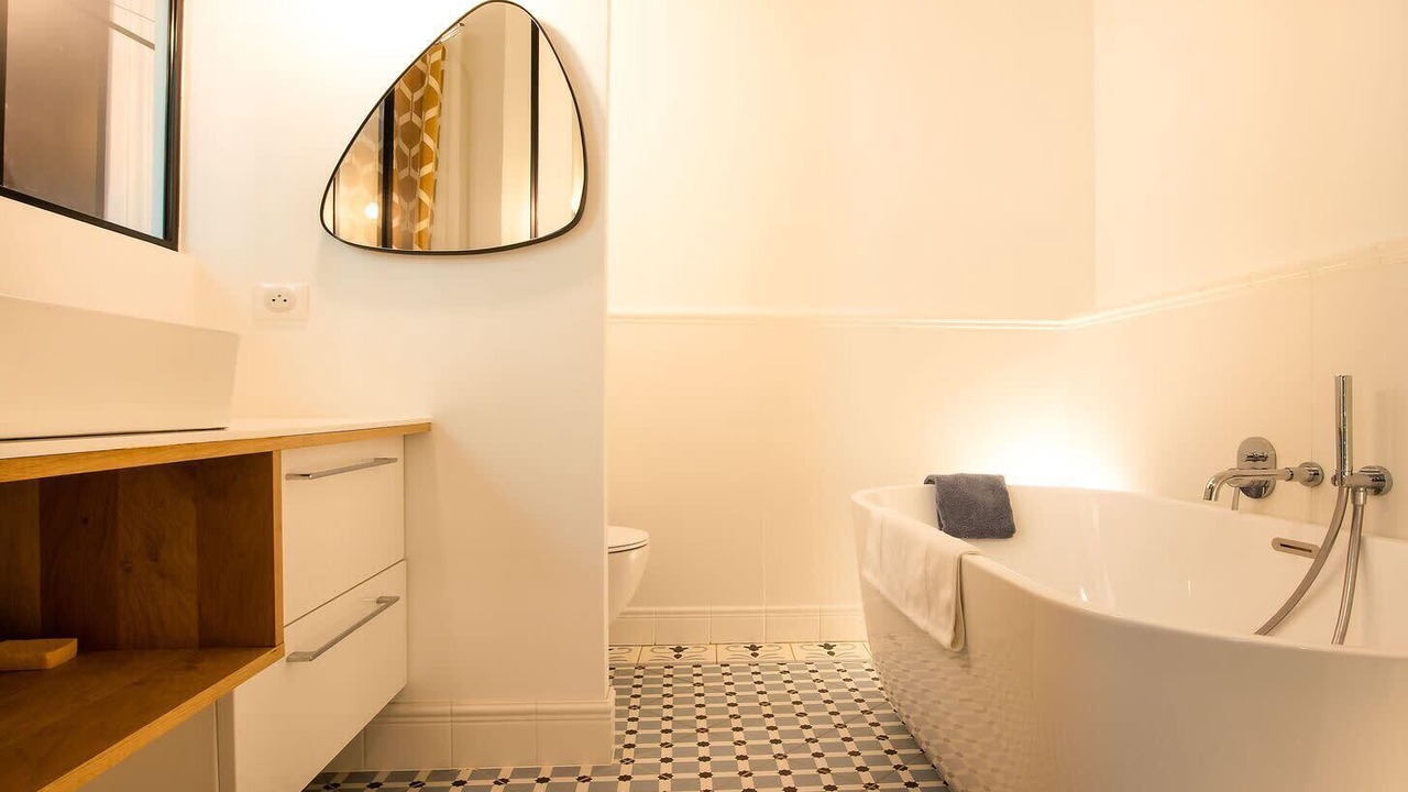 Photo of Bathroom in Hotel de Ville - Quinconces