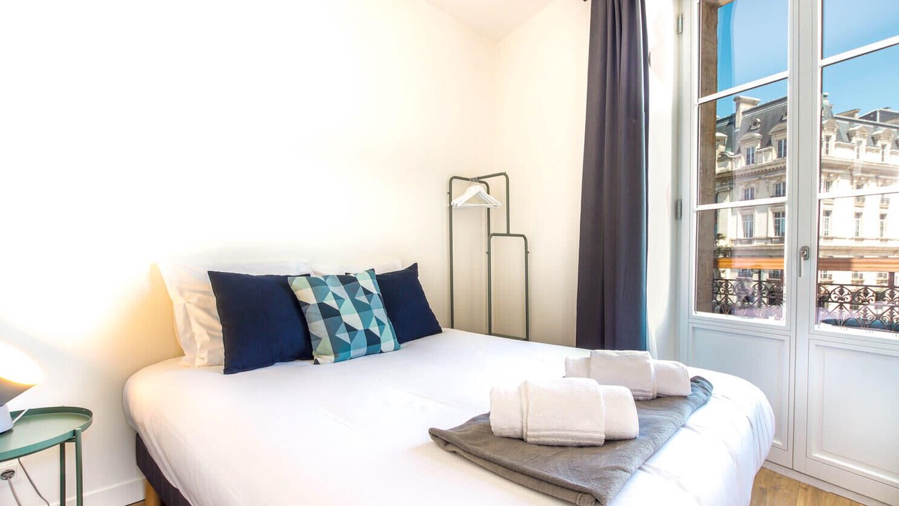 Photo of Bedroom in Bordeaux City Centre