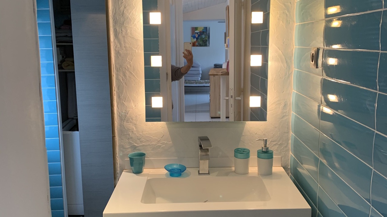 Photo of Bathroom in Saint-Denis-d'Oleron