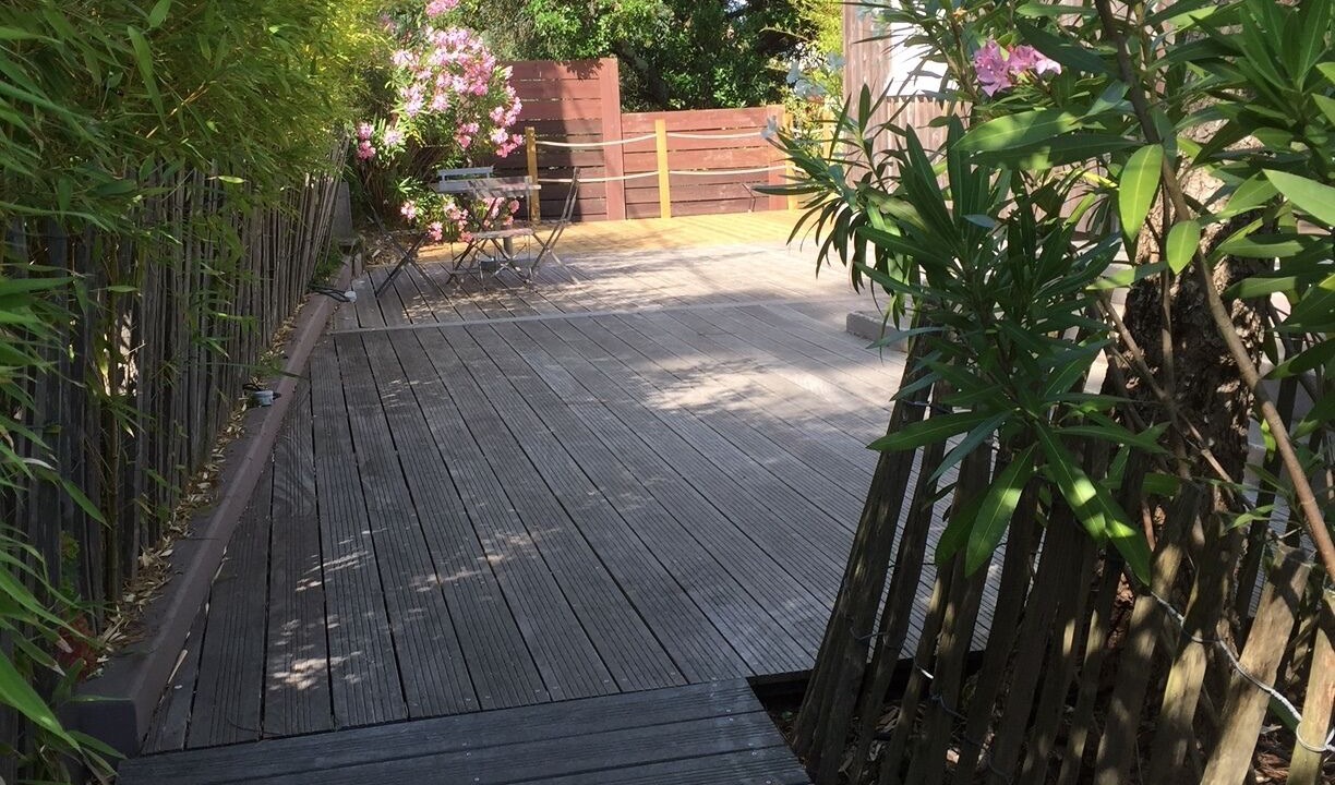 Photo of Patio Balcony in Le Canon