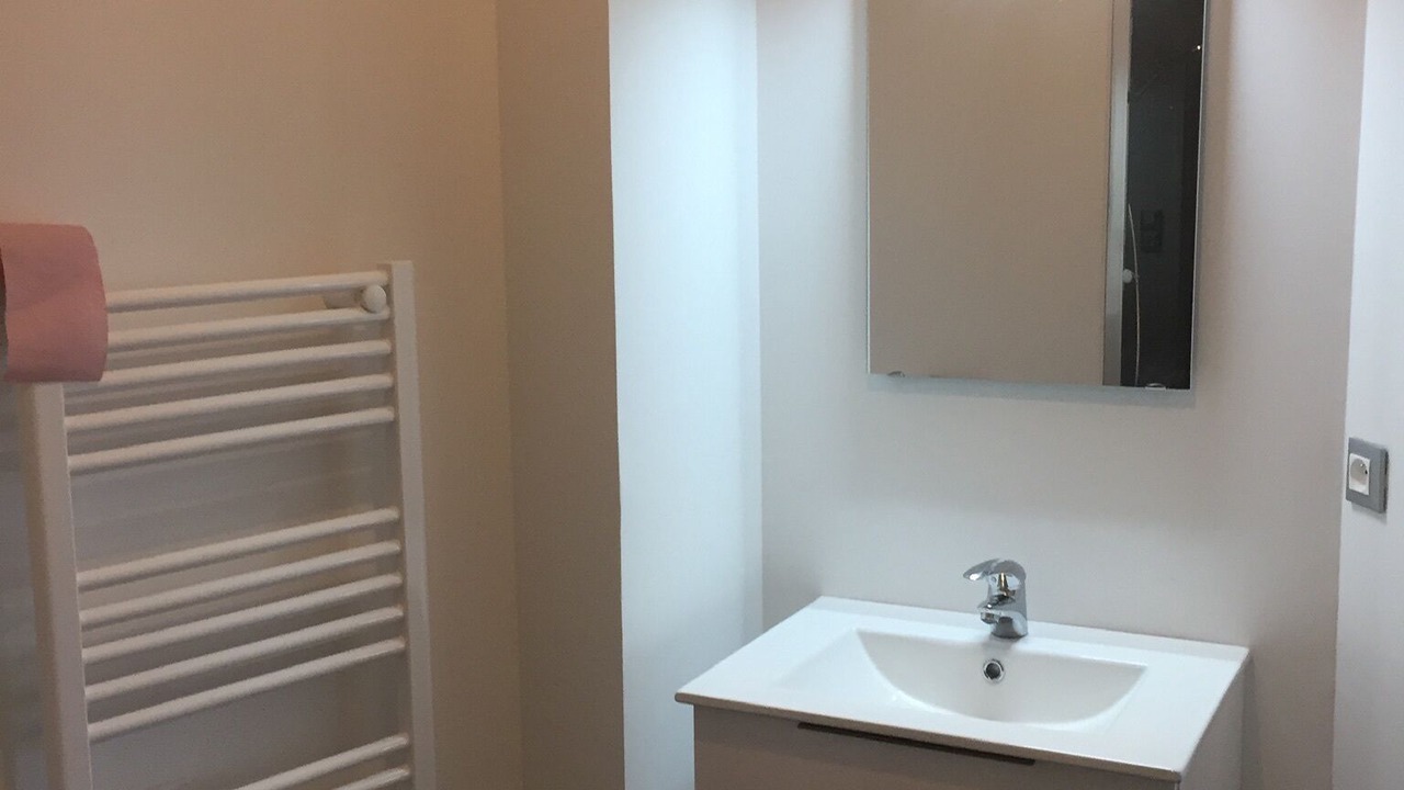 Photo of Bathroom in Quartier de l'Hippodrome