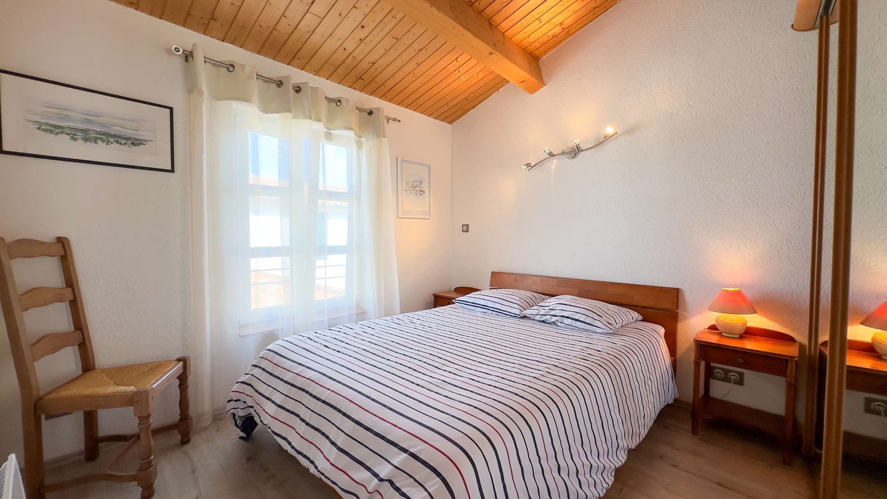 Photo of Bedroom in Loix