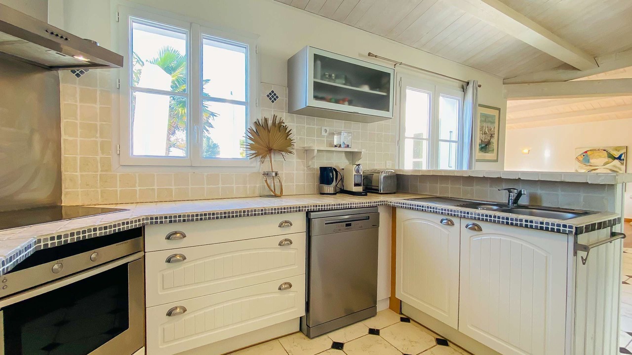 Photo of Kitchen in Le Bois-Plage-en-Re