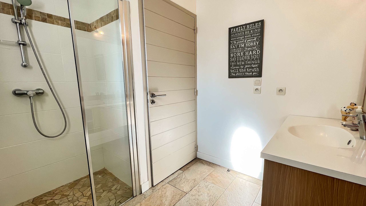 Photo of Bathroom in Saint-Clement-des-Baleines