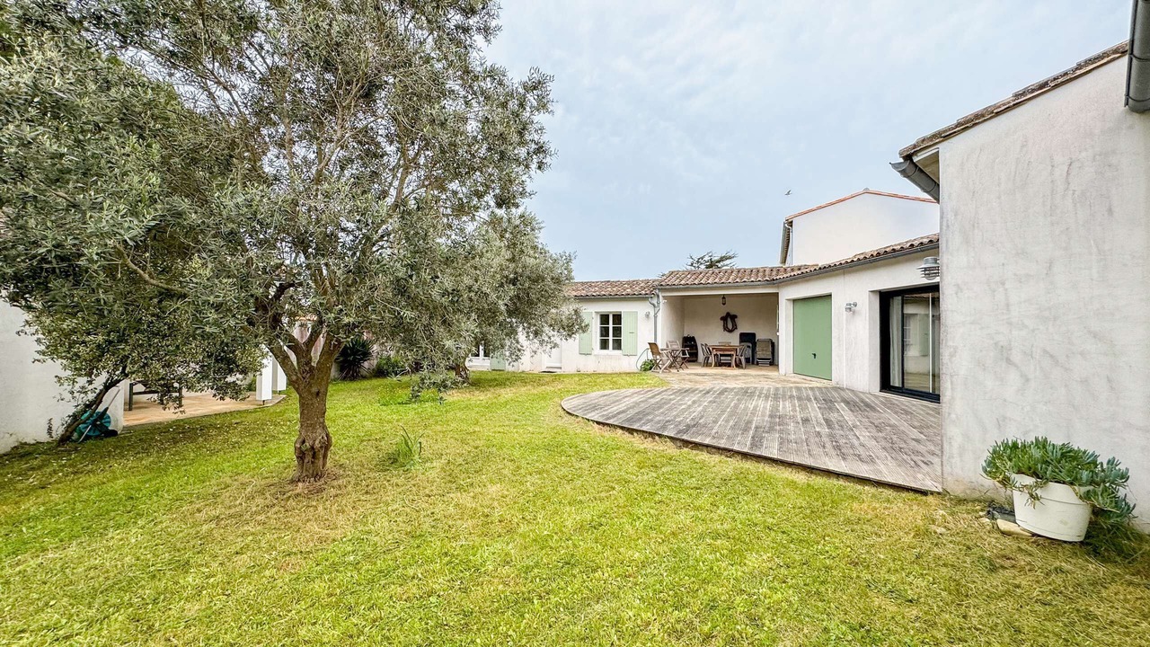 Photo of Outdoor in La Couarde-sur-Mer