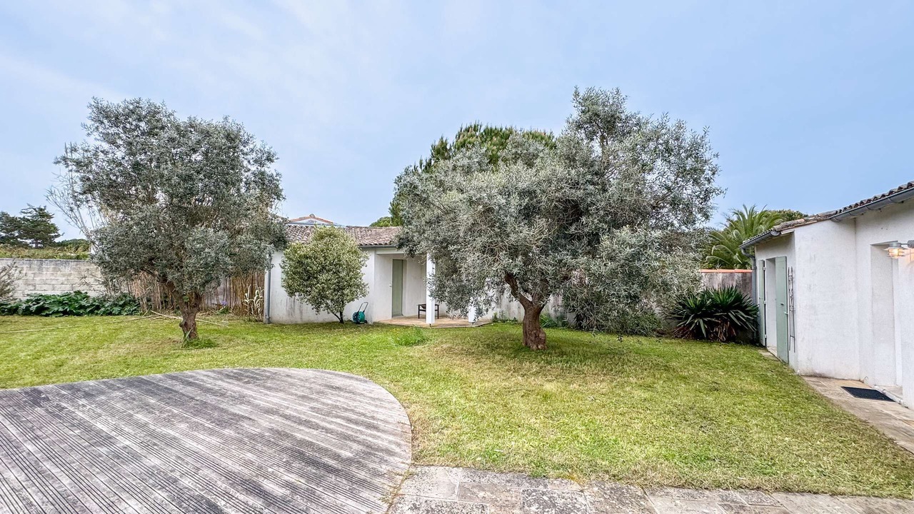 Photo of Outdoor in La Couarde-sur-Mer
