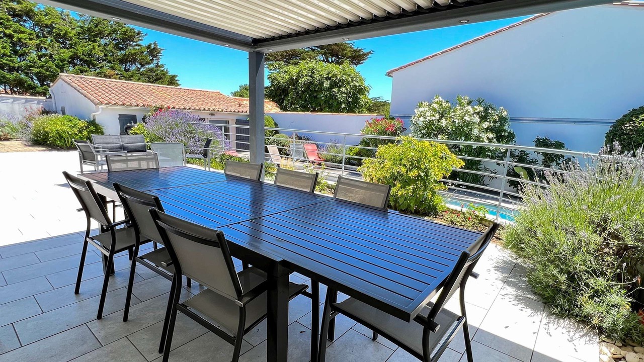 Photo of Outdoor in Ars-en-Re