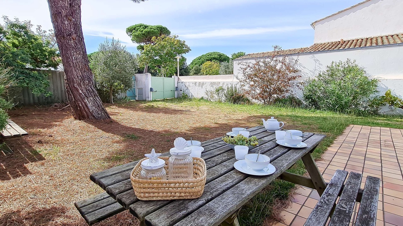 Photo of Outdoor in La Couarde-sur-Mer