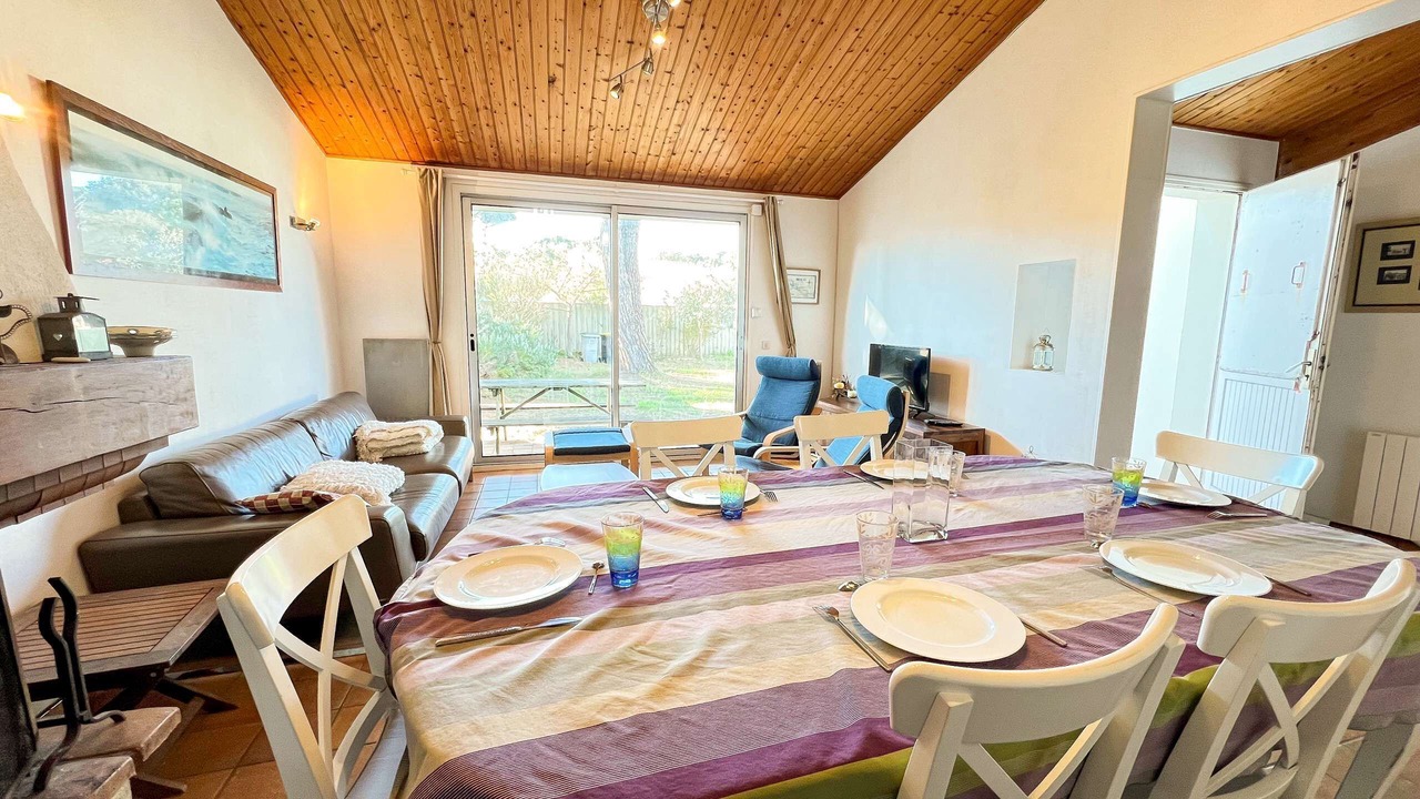 Photo of Livingroom in La Couarde-sur-Mer