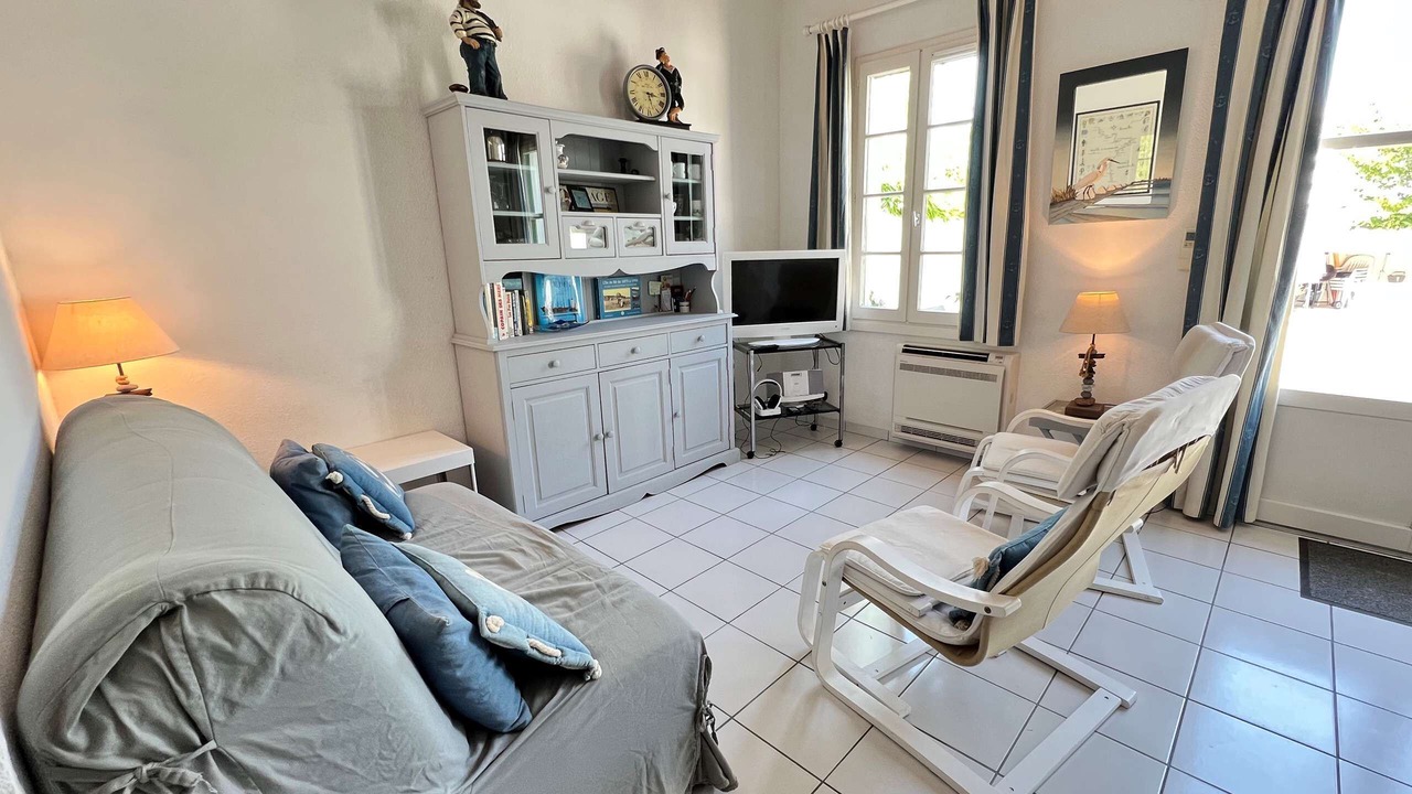 Photo of Livingroom in La Couarde-sur-Mer