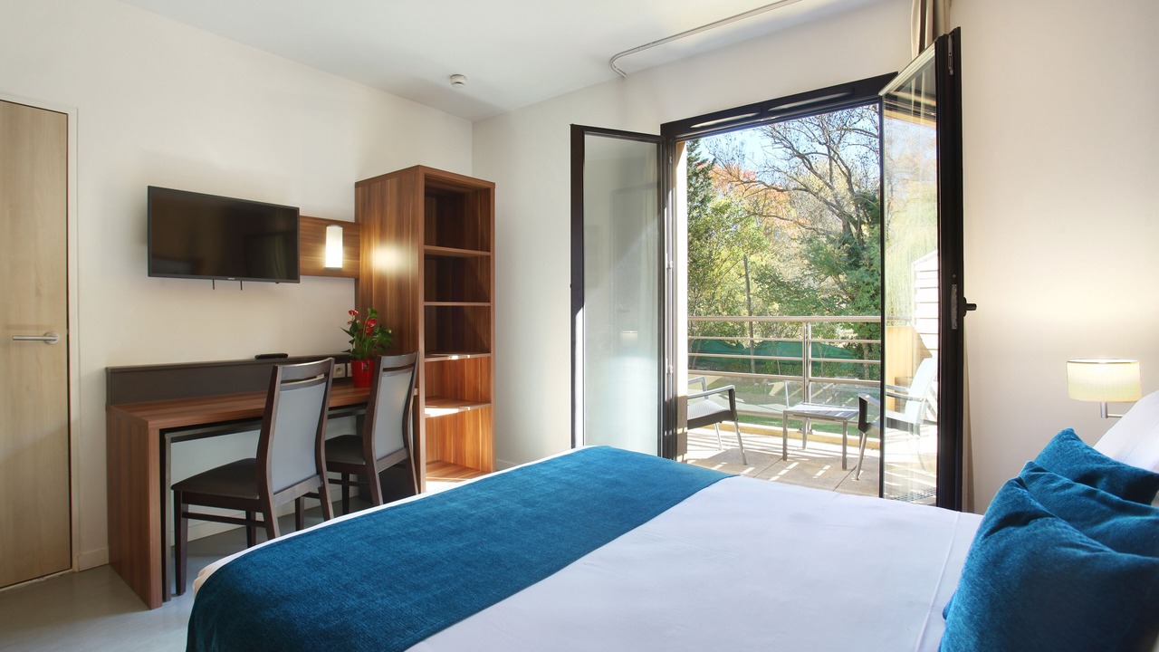 Photo of Bedroom in Bouc-Bel-Air