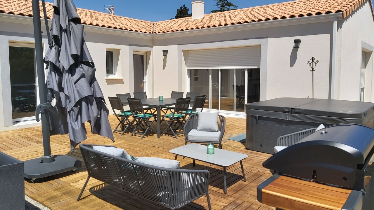 Photo of Outdoor in Salignac-sur-Charente