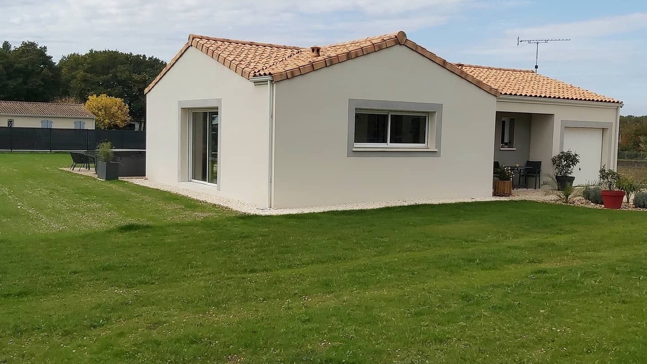 Photo of Outdoor in Salignac-sur-Charente