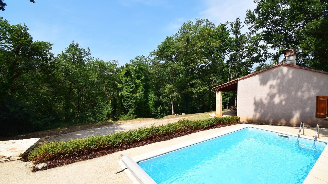 Photo of Outdoor in Blanquefort-sur-Briolance