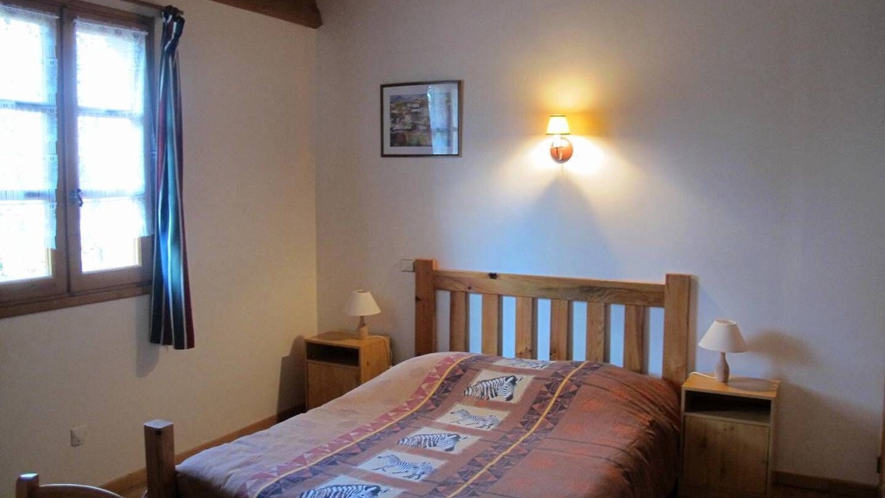 Photo of Bedroom in Blanquefort-sur-Briolance