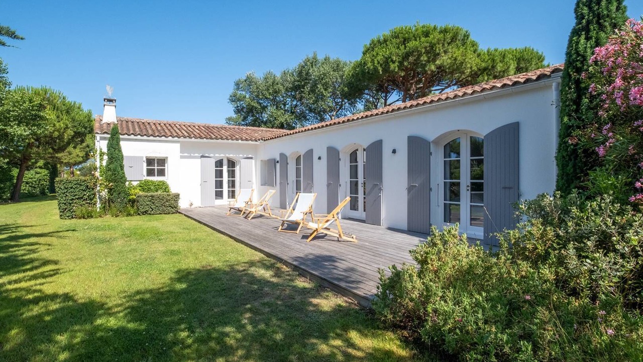 Photo of Patio Balcony in Les Portes-en-Re