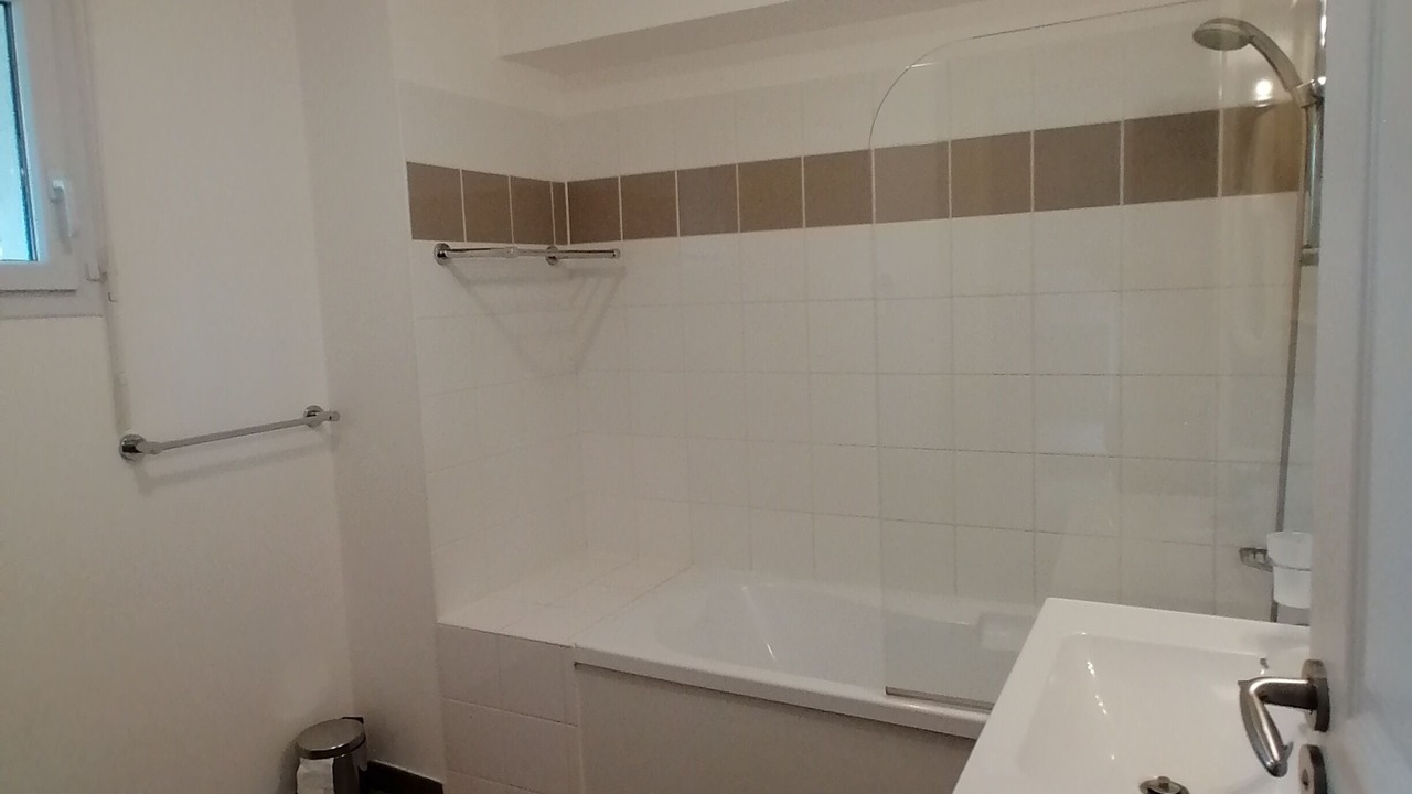 Photo of Bathroom in Parentis-en-Born