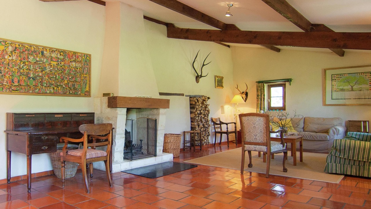 Photo of Livingroom in Issac