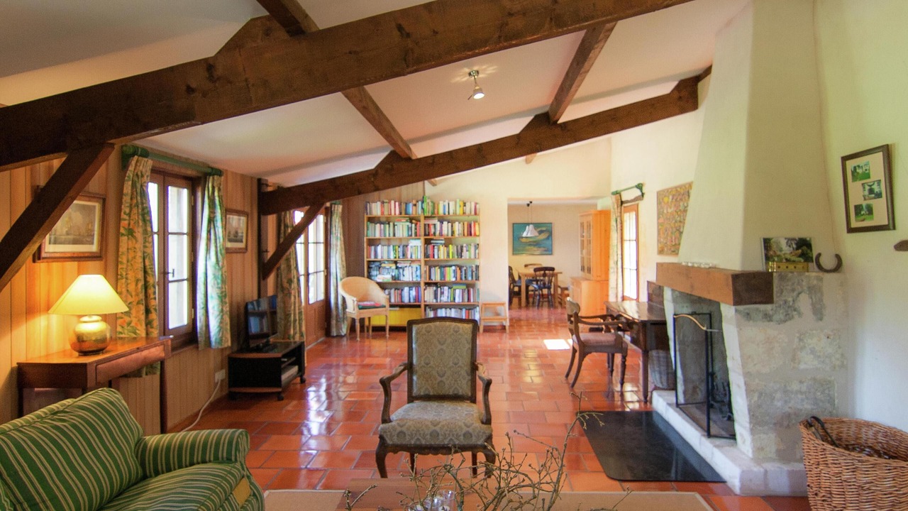 Photo of Livingroom in Issac