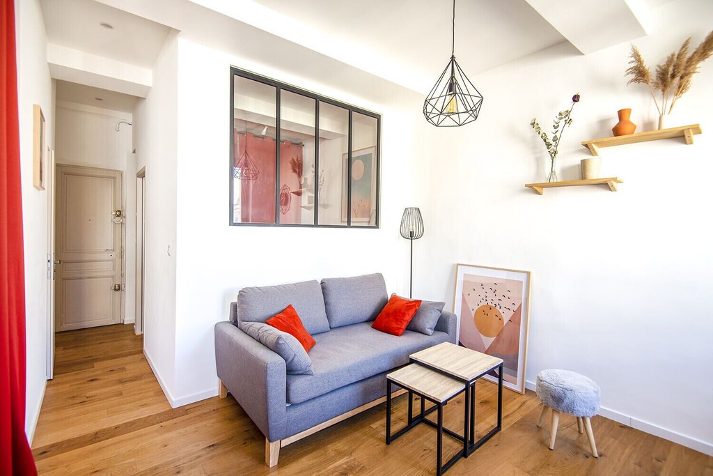 Photo of Livingroom in Opera