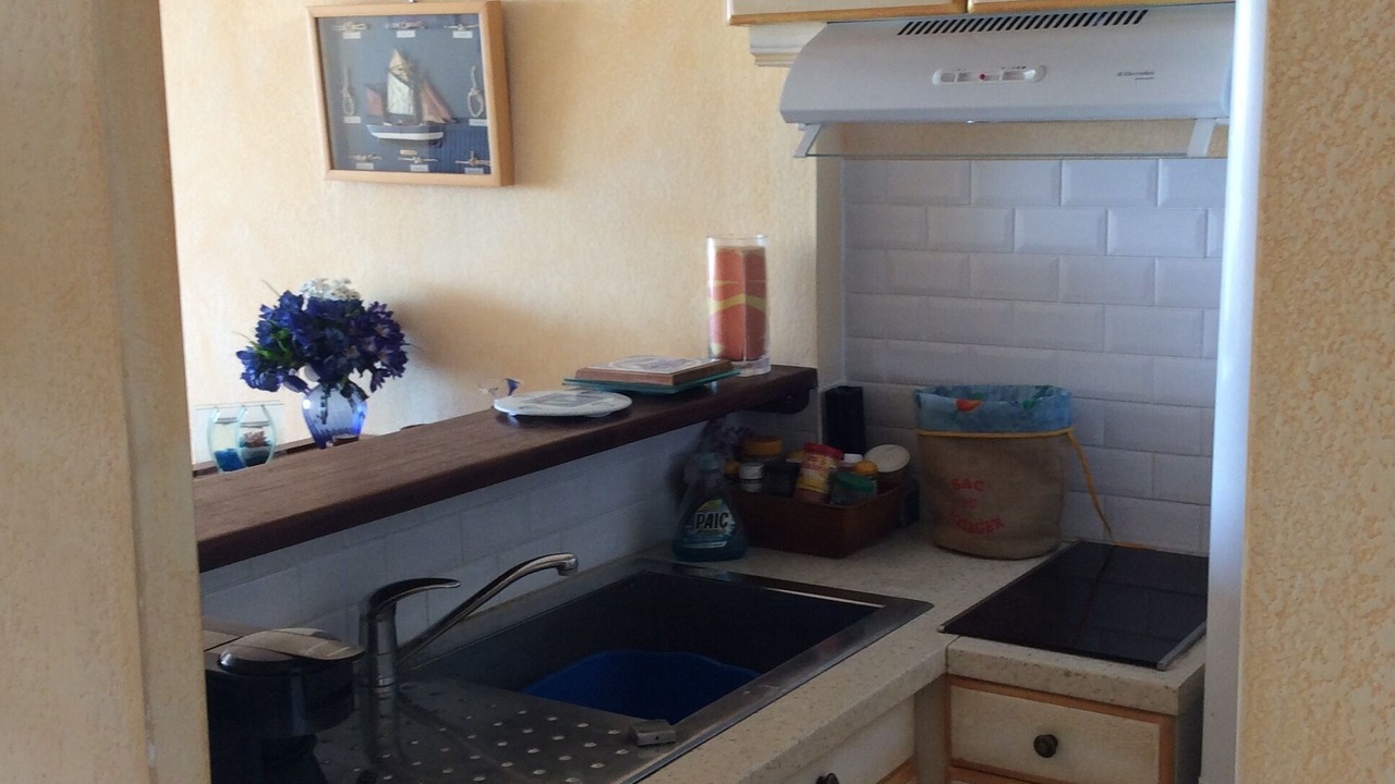 Photo of Kitchen in Port-Saint-Louis-du-Rhone