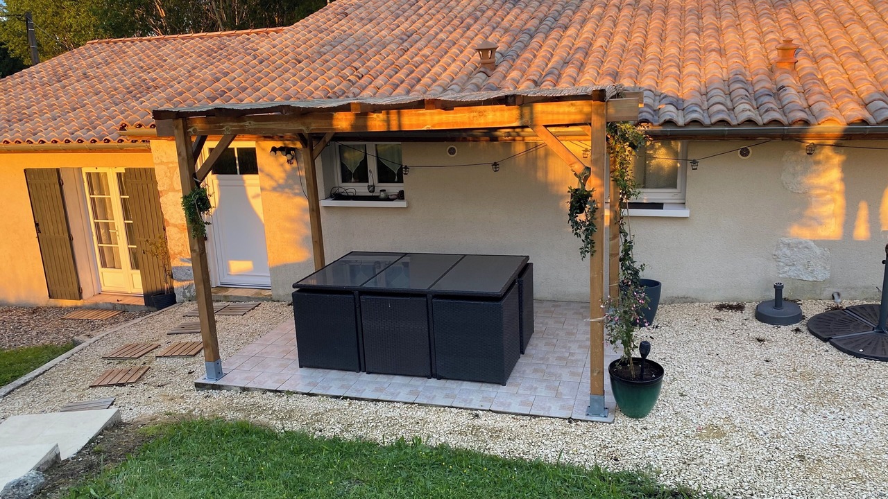 Photo of Patio Balcony in Villeneuve-de-Duras