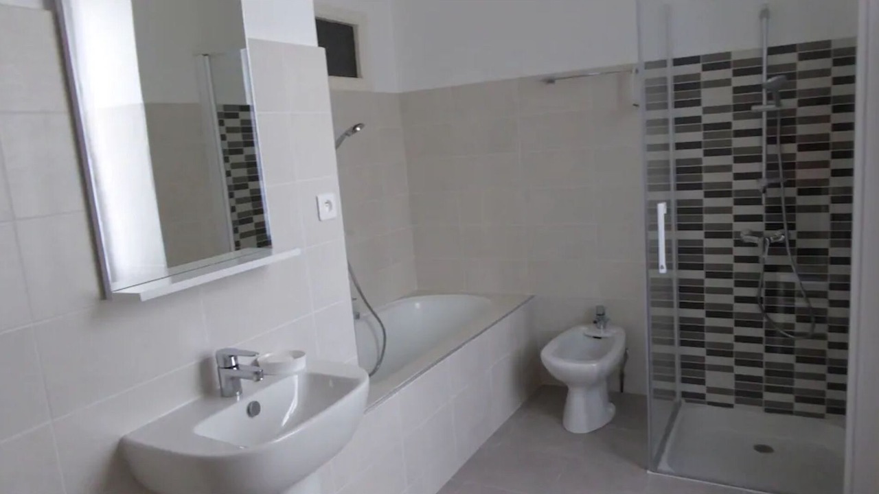 Photo of Bathroom in Creon-dArmagnac