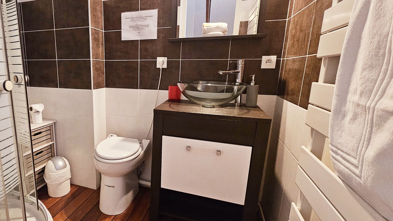 Photo of Bathroom in Angouleme