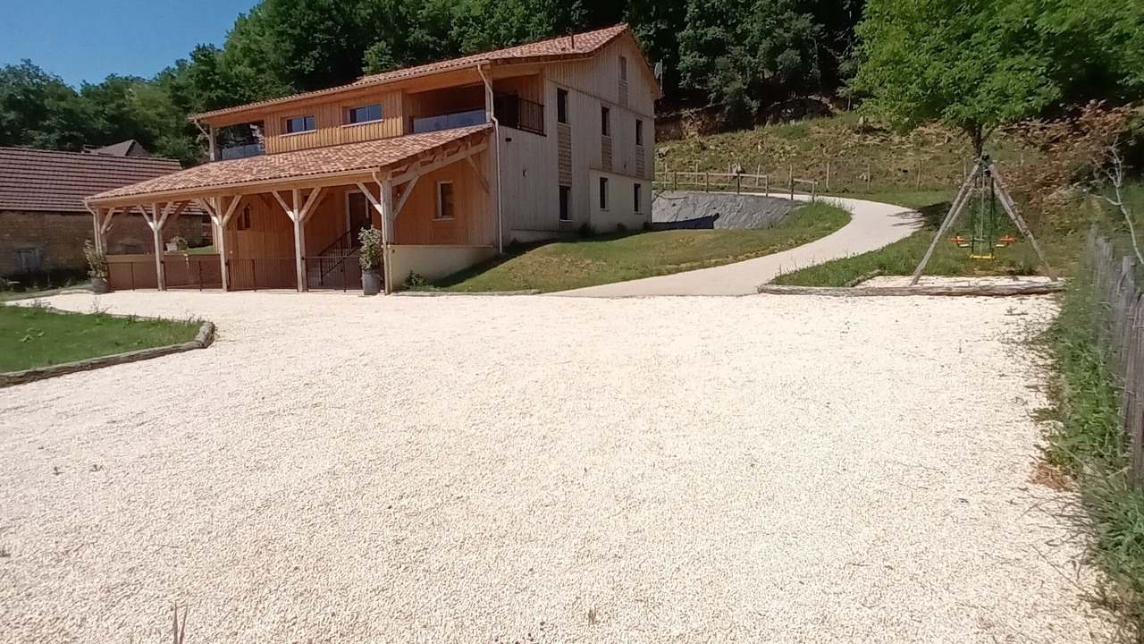 Photo of Outdoor in Saint-Leon-sur-Vezere