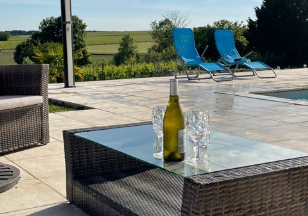 Photo of Patio Balcony in Haute-Saintonge
