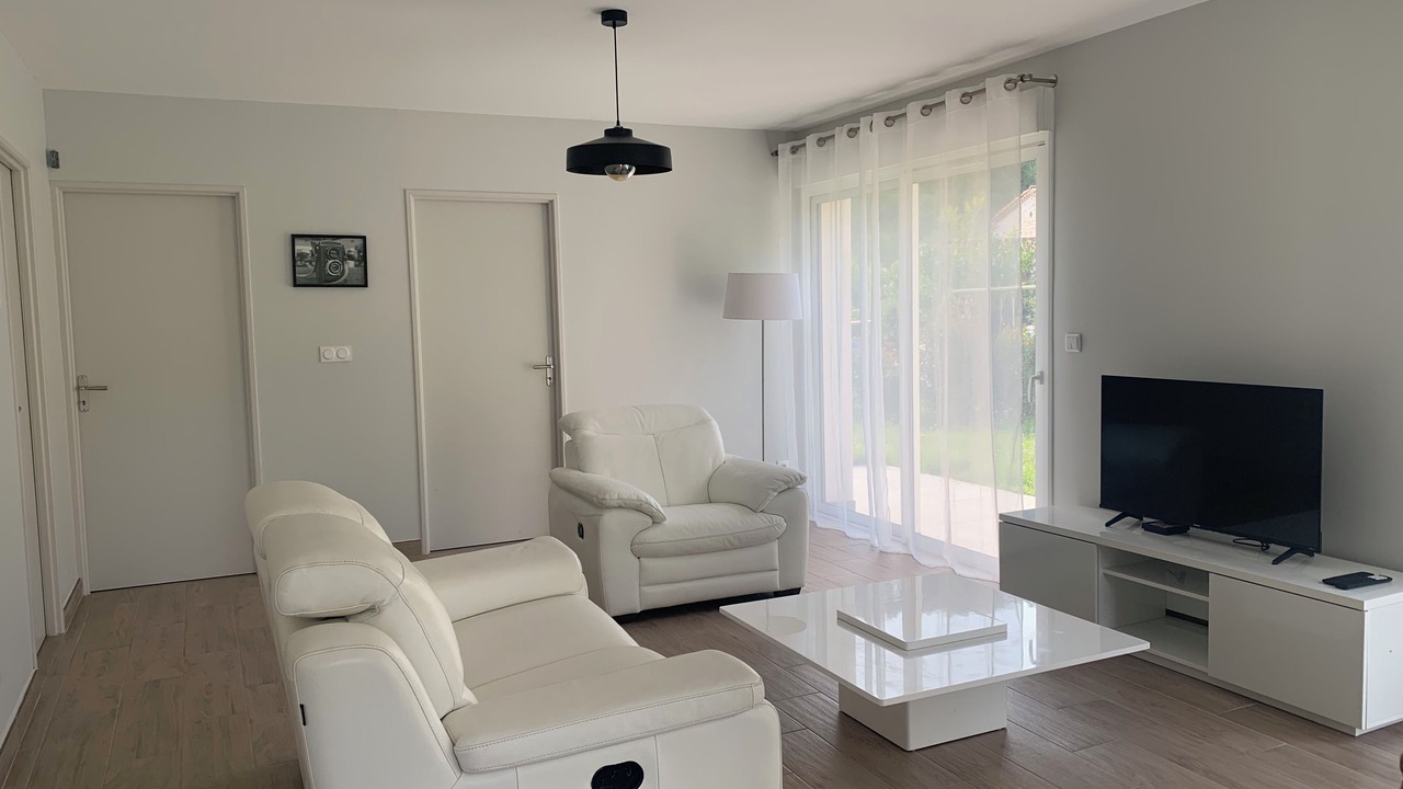 Photo of Livingroom in Saint-Romain-le-Noble