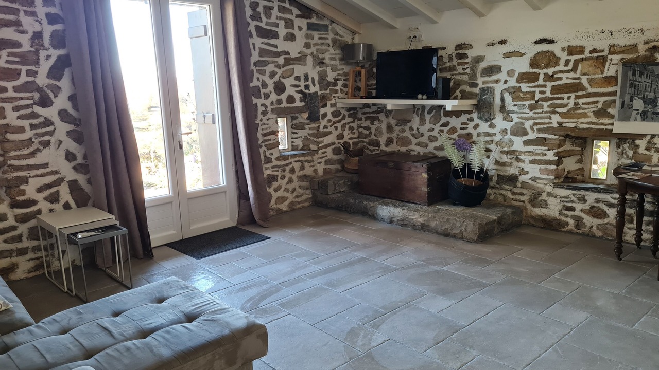 Photo of Livingroom in Ainhoa