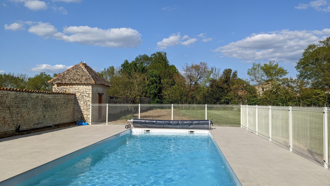 Photo of Outdoor in Chambon