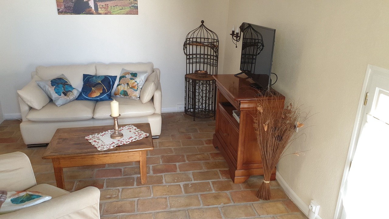 Photo of Livingroom in Sablet
