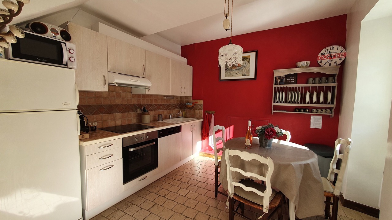 Photo of Kitchen in Sablet