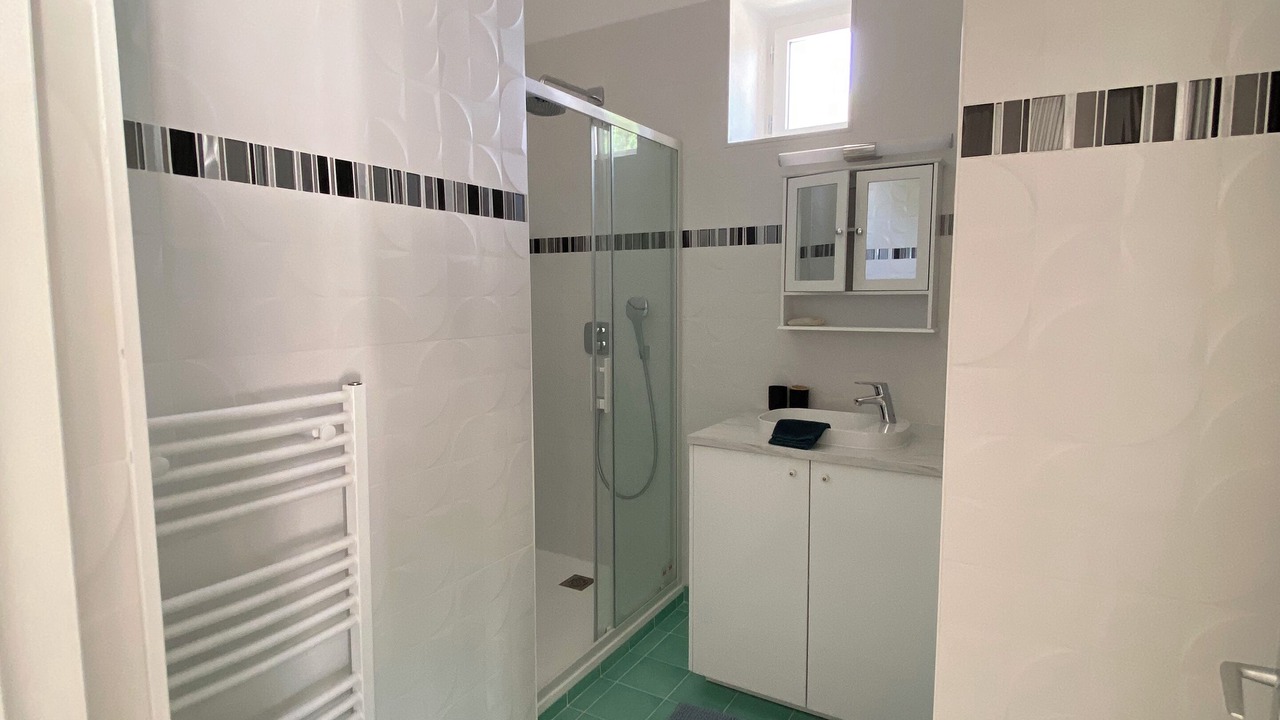 Photo of Bathroom in Saint-Just-Luzac