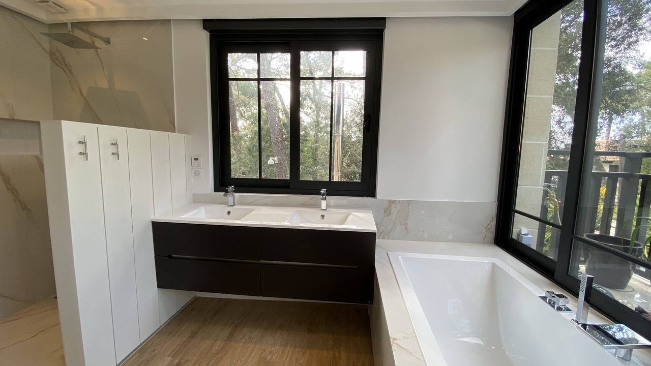 Photo of Bathroom in Le Moulleau
