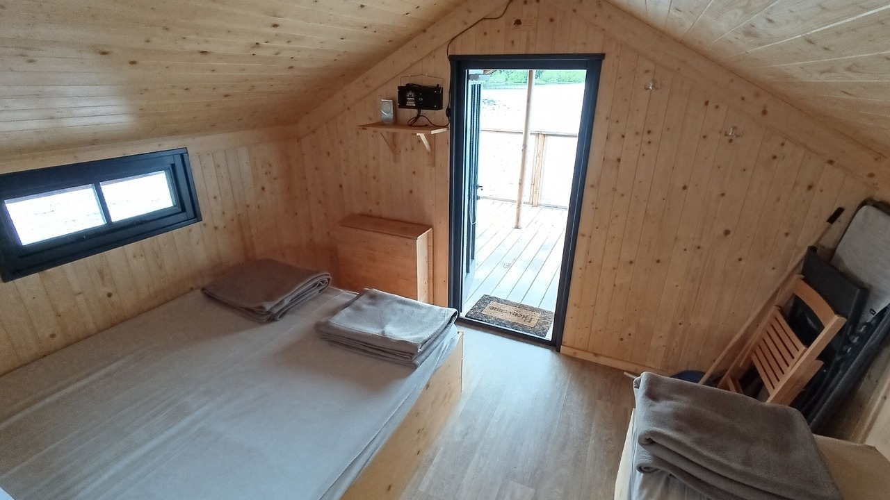Photo of Bedroom in Flayat
