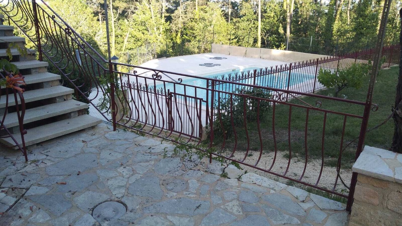 Photo of Outdoor in Saint-Andre-dAllas