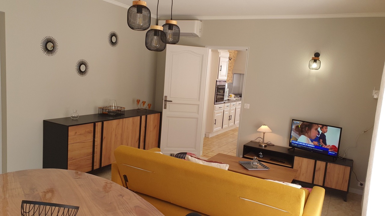Photo of Livingroom in Saint-Andre-dAllas