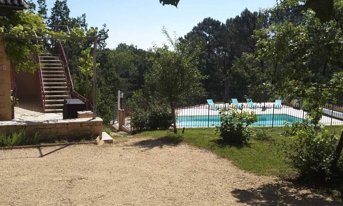 Photo of Outdoor in Saint-Andre-dAllas