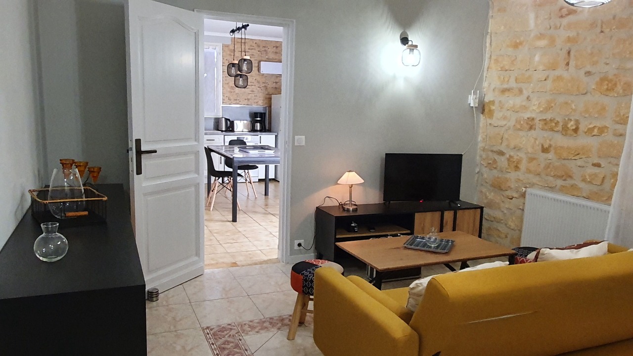 Photo of Livingroom in Saint-Andre-dAllas