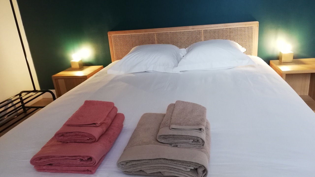 Photo of Bedroom in Saint-Julien-l'Ars