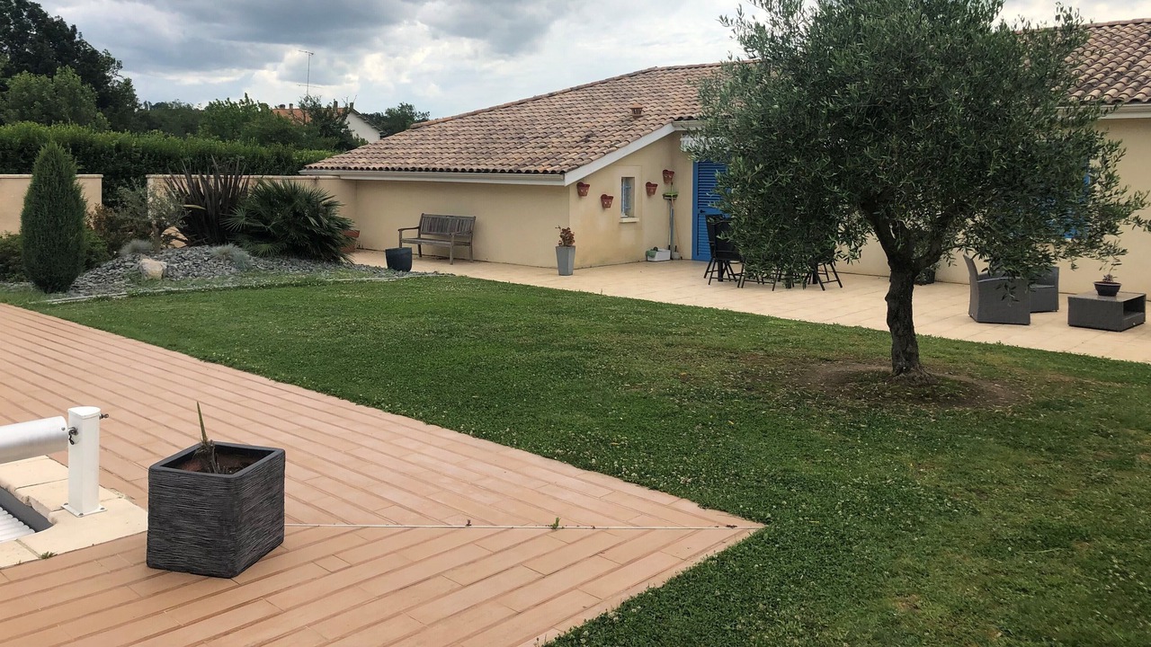 Photo of Patio Balcony in Lamonzie-Saint-Martin